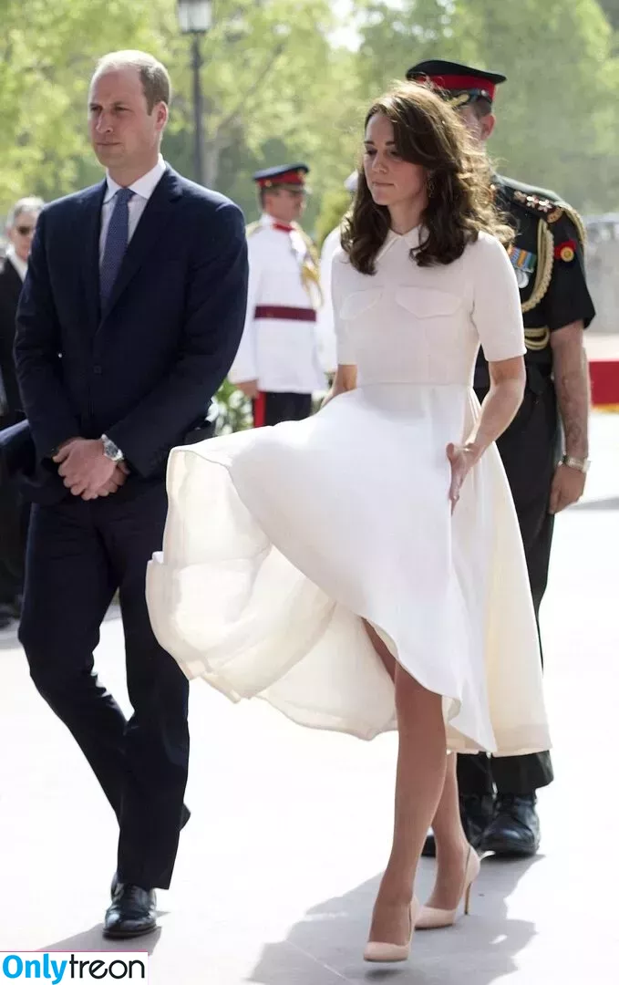Kate Middleton nude photo #0004 (Catherine / Catherine Elizabeth / PrincessWales / princeandprincessofwales)