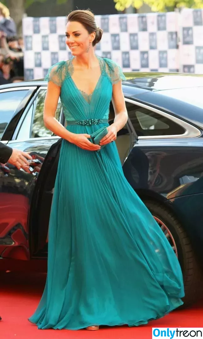 Kate Middleton nude photo #0034 (Catherine / Catherine Elizabeth / PrincessWales / princeandprincessofwales)