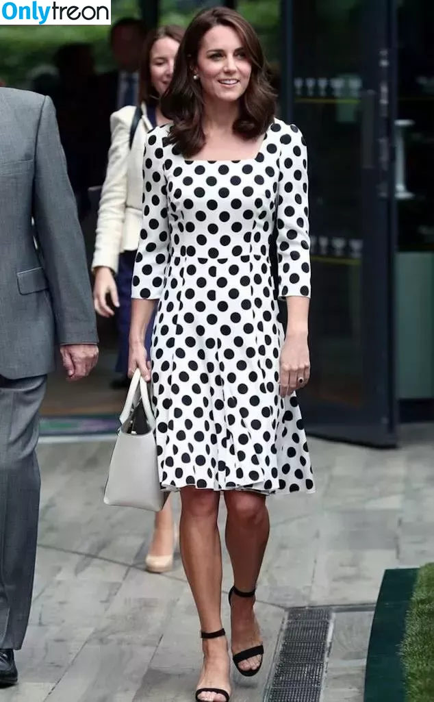 Kate Middleton nude photo #0106 (Catherine / Catherine Elizabeth / PrincessWales / princeandprincessofwales)