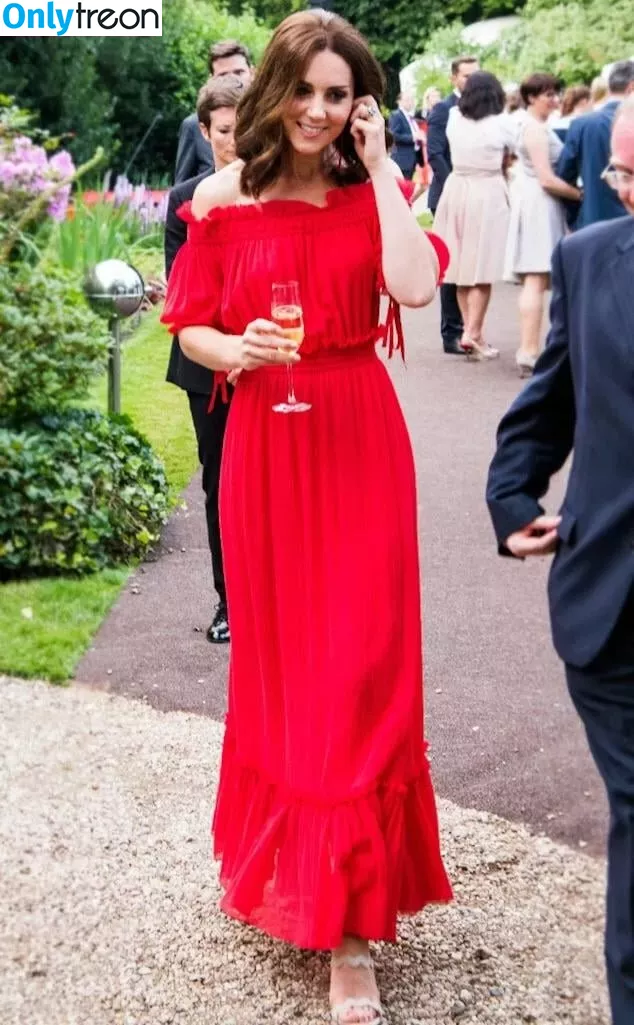 Kate Middleton nude photo #0115 (Catherine / Catherine Elizabeth / PrincessWales / princeandprincessofwales)
