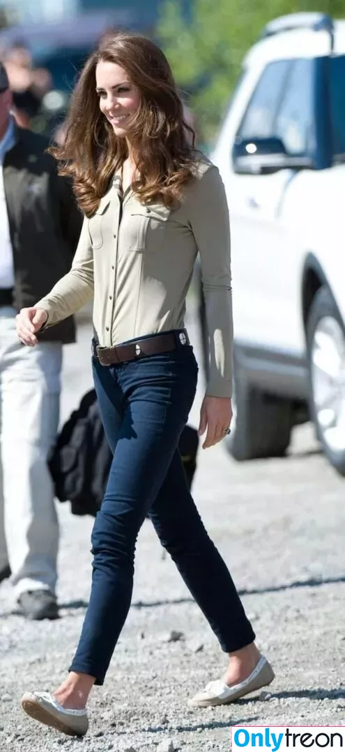 Kate Middleton nude photo #0134 (Catherine / Catherine Elizabeth / PrincessWales / princeandprincessofwales)