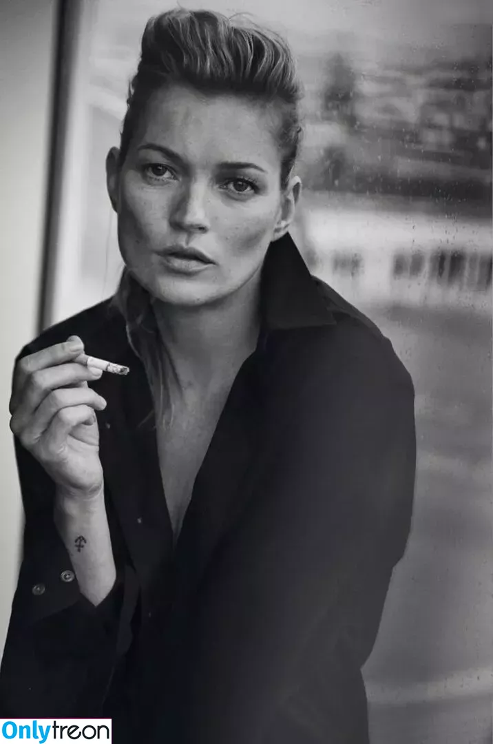 Kate Moss голая photo #0572 (kateamoss / katemoss / katemossagency)