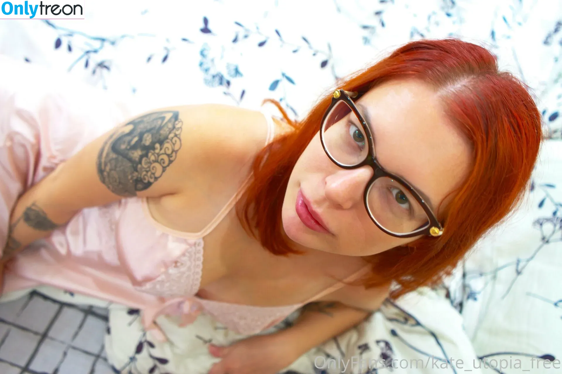 kate_utopia_sg голая photo #0044 (kate_utopia_sg)
