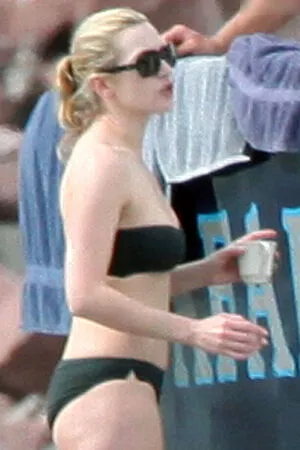Kate Winslet / kate.winsletoffical / winsletlately nude photo #0238