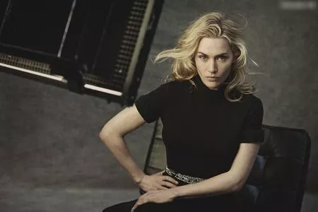 Kate Winslet / kate.winsletoffical / winsletlately nude photo #0243