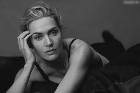 Kate Winslet / kate.winsletoffical / winsletlately nude photo #0244