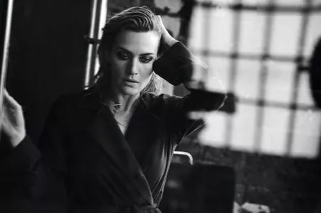 Kate Winslet / kate.winsletoffical / winsletlately nude photo #0251