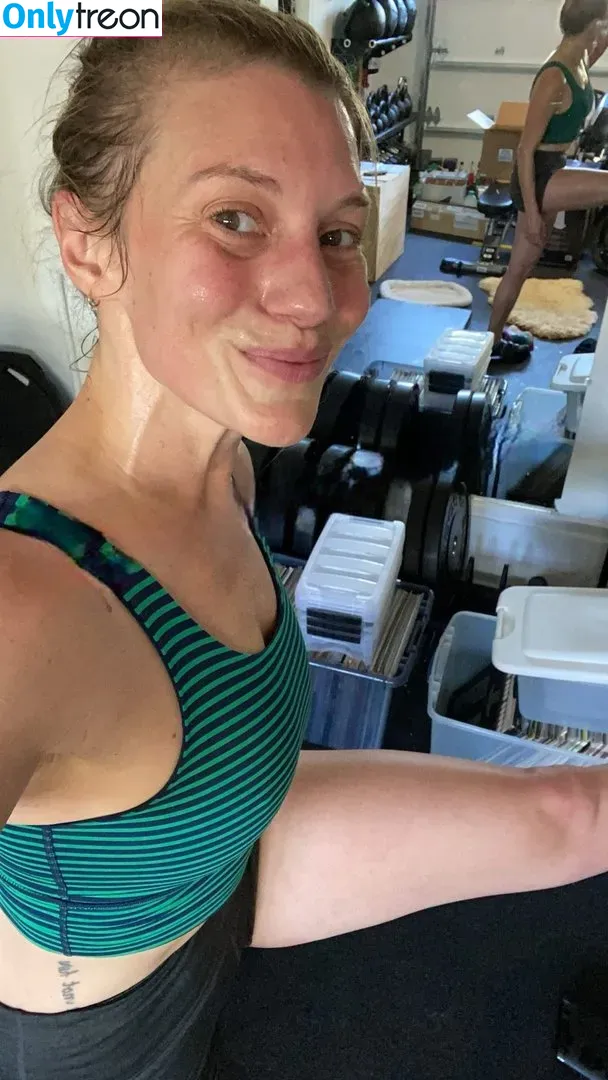 Katee Sackhoff голая photo #0006 (therealkateesackhoff)