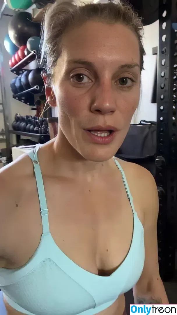 Katee Sackhoff голая photo #0007 (therealkateesackhoff)