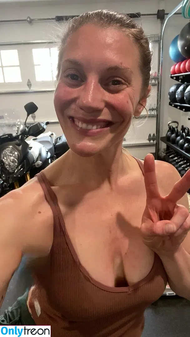 Katee Sackhoff голая photo #0009 (therealkateesackhoff)