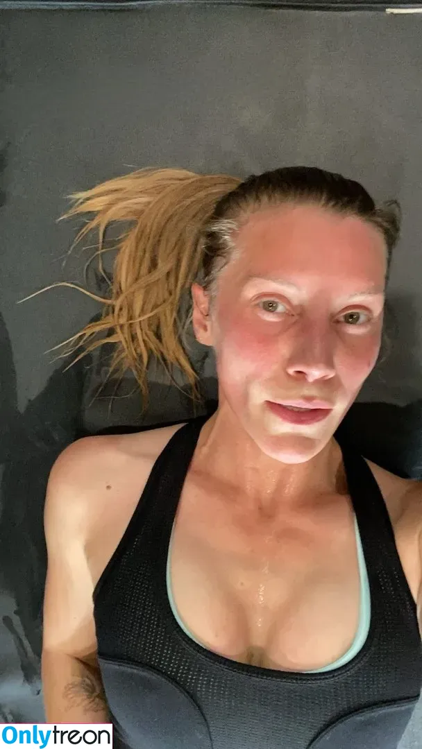 Katee Sackhoff голая photo #0011 (therealkateesackhoff)