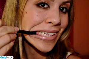 Katelyn Brooks / Giantess Katelyn / _katelynbrooks / giantesskatelyn nude photo #0135
