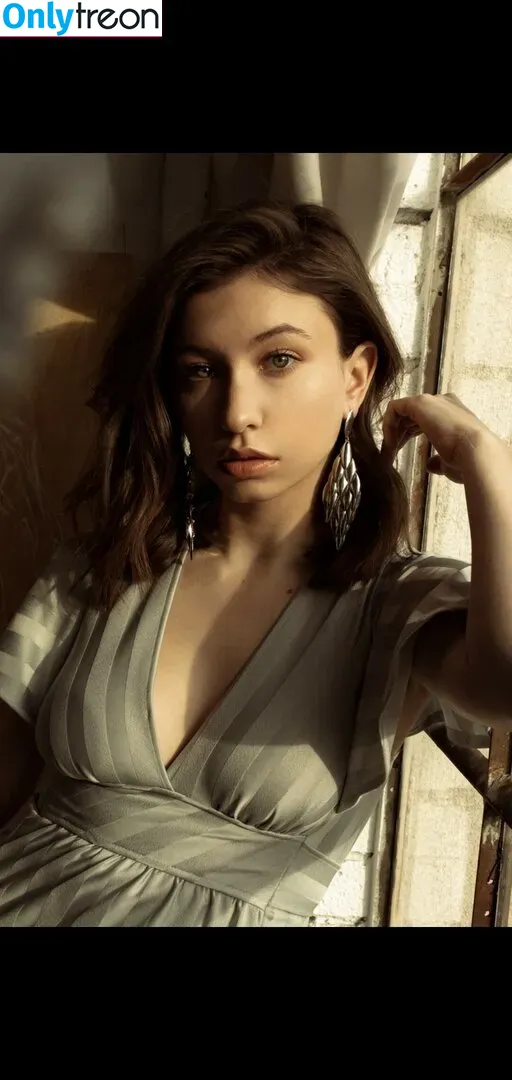 Katelyn Nacon голая photo #0039 (katelynnacon)