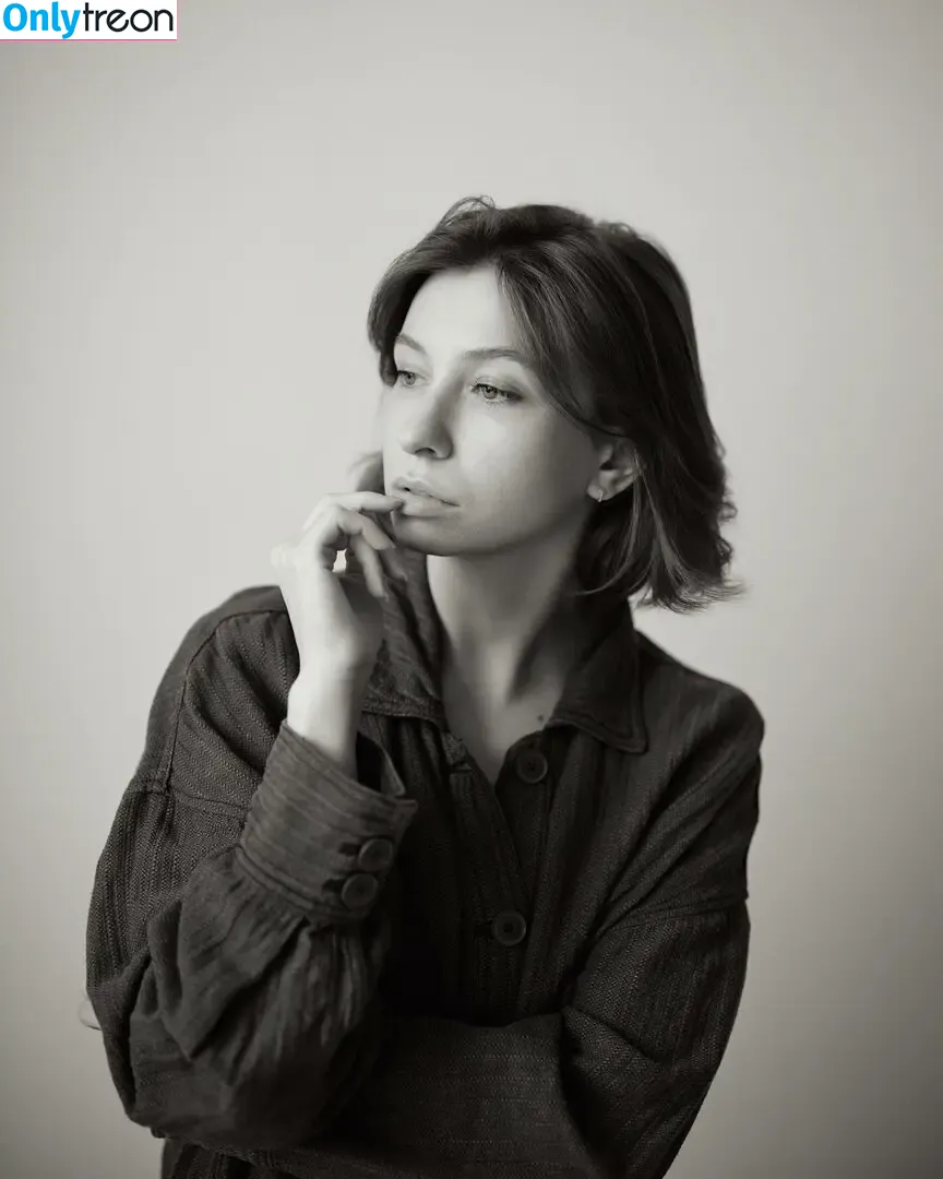 Katelyn Nacon голая photo #0126 (katelynnacon)