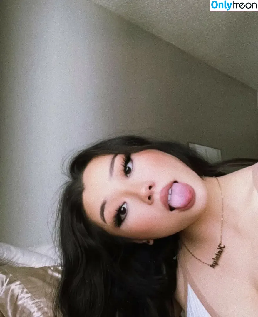 Katelyn Young nude photo #0024 (katelyn_young06)