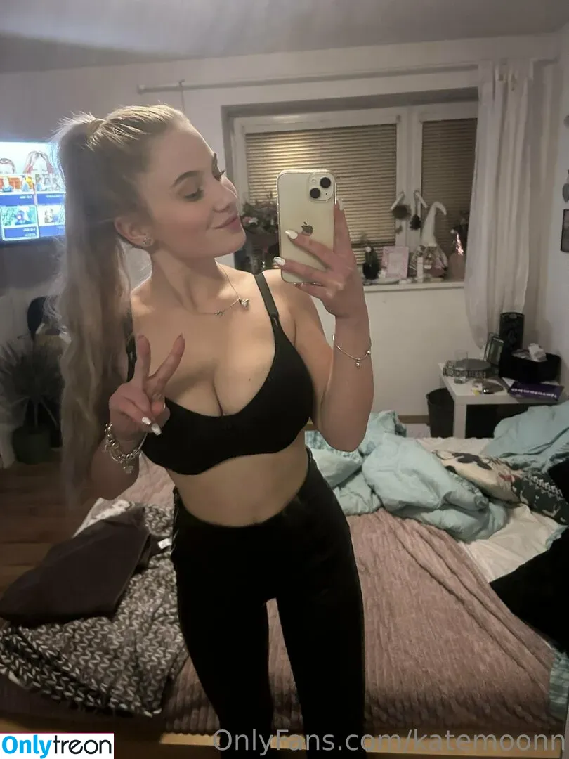 katemoonn nude photo #0075 (katemoonn)