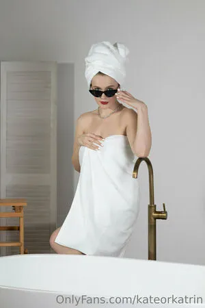 kateorkatrin / Kitsune / Kitsunekk / Lustful_modest / kkkkkkatrin nude photo #0104