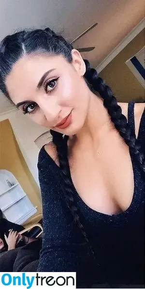 Katerpillarr_96 /  / Katerina Koskiniotis. / Katerpillar_96 / Thicc_fit_kat nude photo #0008