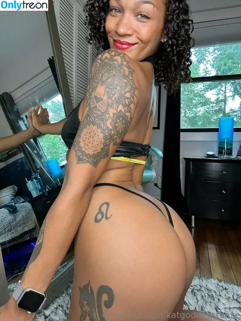 katgoddesstease nude photo #0986 (katgoddessx)