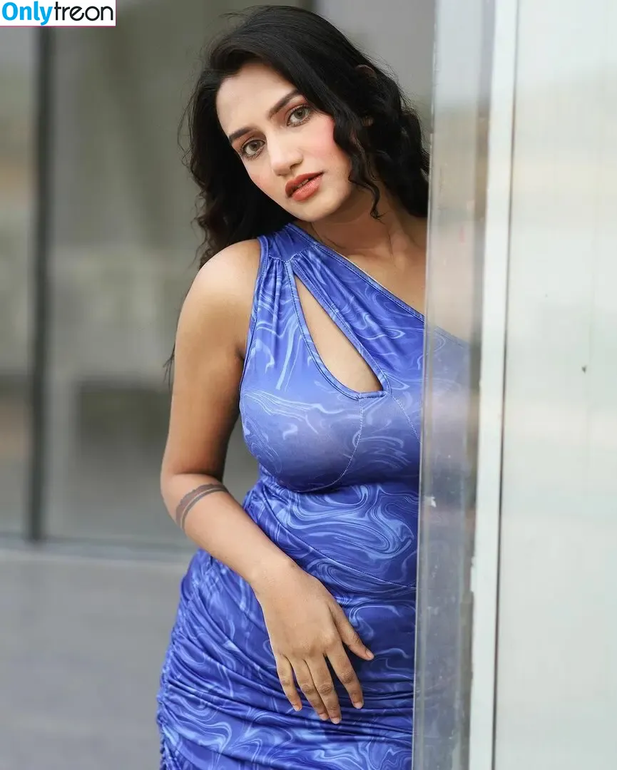 Katha Kali Chowhan nude photo #0025 (chowhankathakali_)