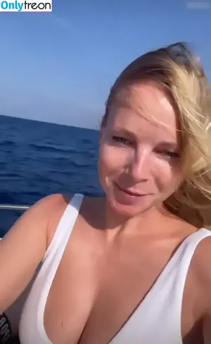 Katharina Dürr / katharina_duerr_ nude photo #0016