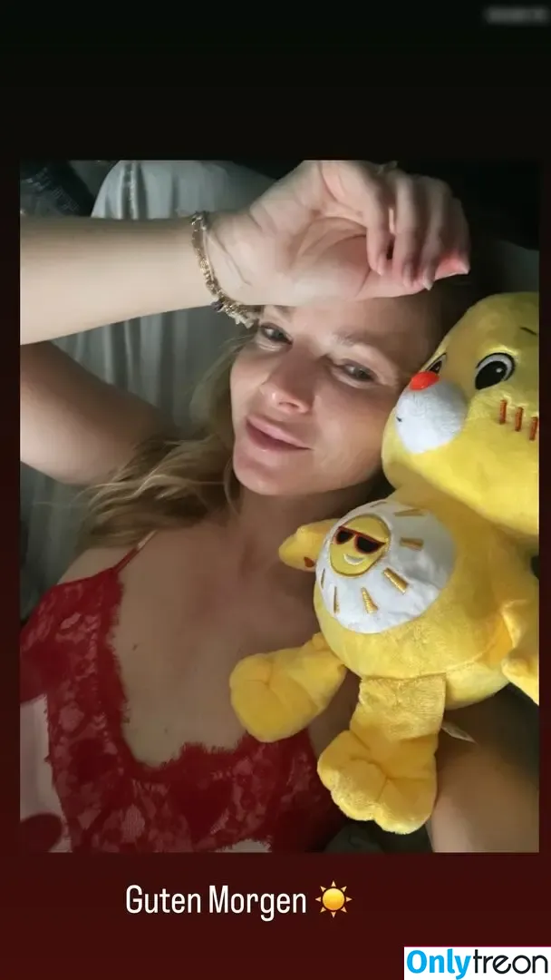 Katharina Dürr nude photo #0068 (katharina_duerr_)