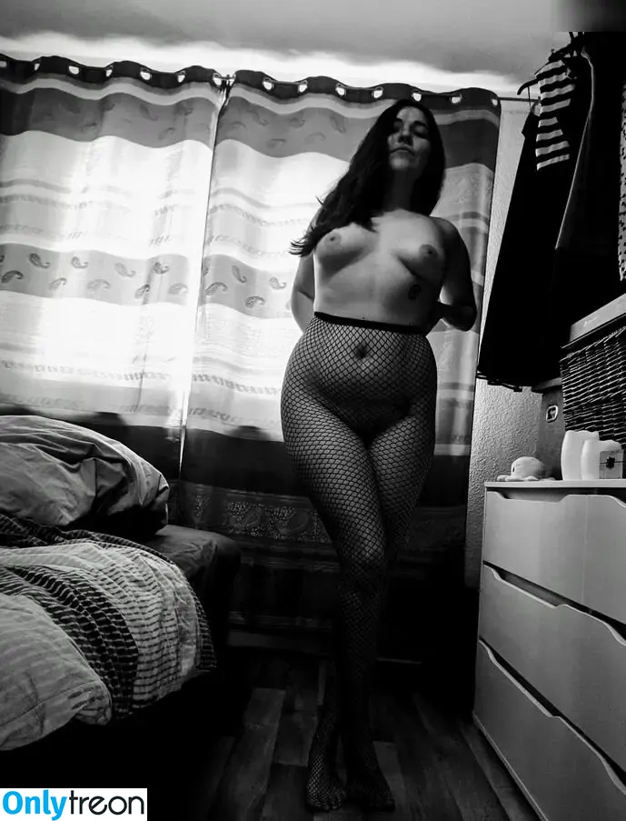 KatharinaPieris nude photo #0020 (KatharinaPieris)