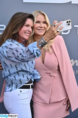 Katherine Kelly Lang / katherinekellylang nude photo #0035