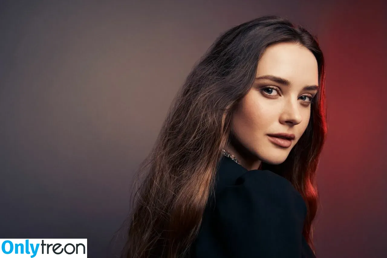 Katherine Langford голая photo #0002 (katherinelangford)