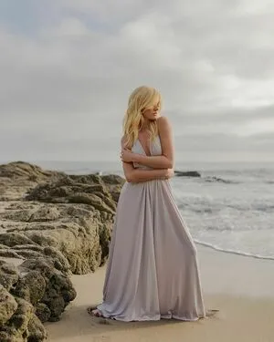 Katherine McNamara / kat.mcnamara nude photo #0467