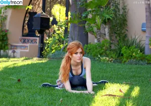 Katherine McNamara / kat.mcnamara nude photo #0649