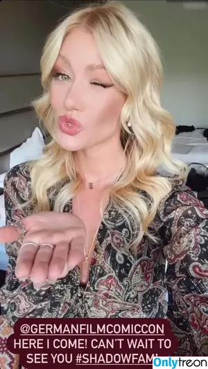 Katherine McNamara / kat.mcnamara фото голая #0752