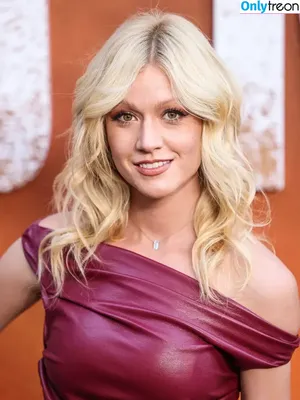 Katherine McNamara / kat.mcnamara nude photo #0892