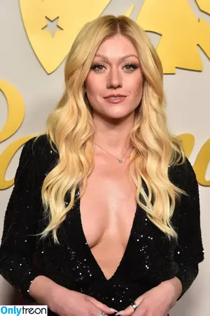 Katherine McNamara / kat.mcnamara nude photo #0942