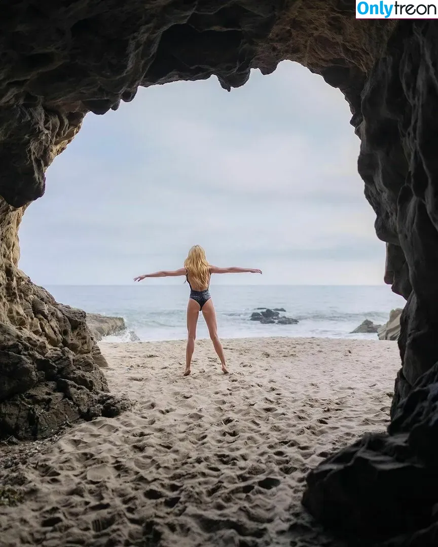 Katherine McNamara nude photo #0498 (kat.mcnamara)