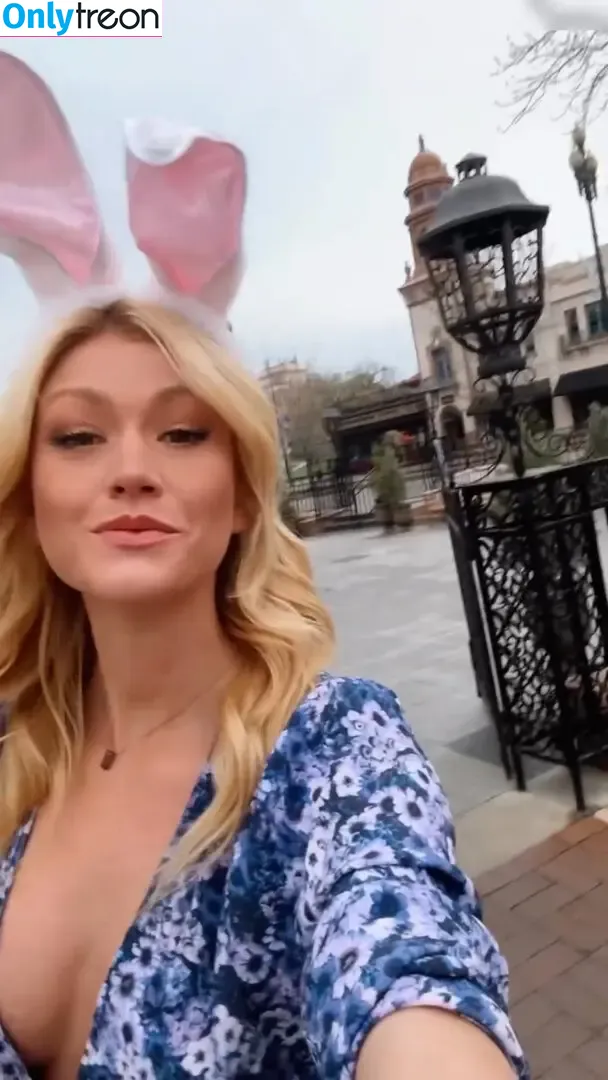 Katherine McNamara голая photo #0743 (kat.mcnamara)