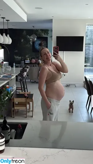 Katherine Ryan / kateryan / kathbum nude photo #0411