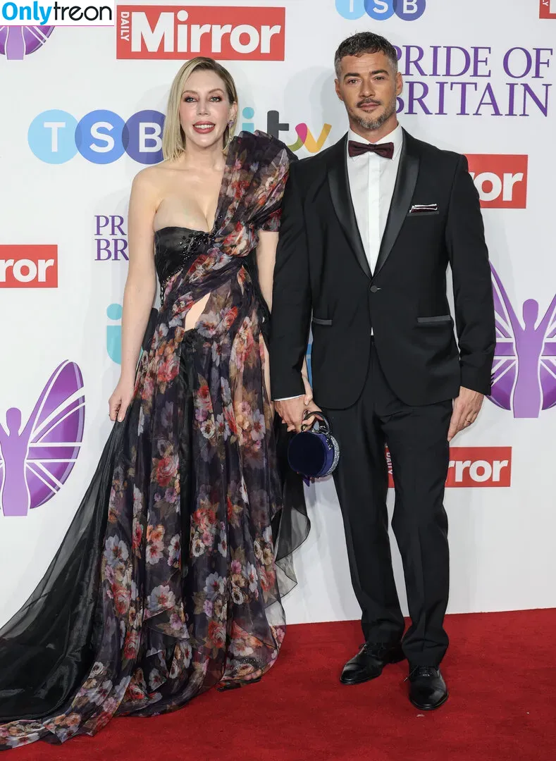 Katherine Ryan nude photo #0121 (kathbum)