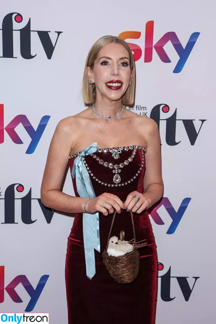 Katherine Ryan голая photo #0306 (kateryan / kathbum)