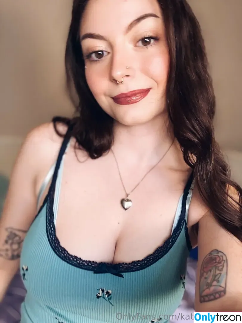 katherinepine nude photo #0085 (katherinepine19 / pine_katherine)