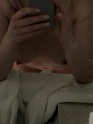 Katheryn Winnick / KatherynWinnick / basic_instinct фото голая #0539
