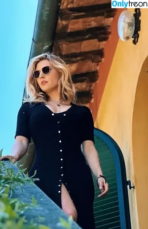 Katheryn Winnick / KatherynWinnick / basic_instinct фото голая #0631