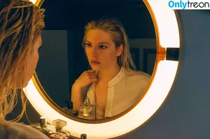 Katheryn Winnick / KatherynWinnick / basic_instinct фото голая #0667