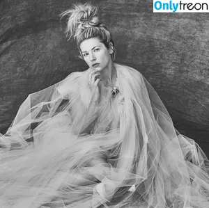 Katheryn Winnick / KatherynWinnick / basic_instinct фото голая #0671
