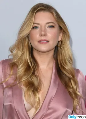 Katheryn Winnick / KatherynWinnick / basic_instinct фото голая #0743