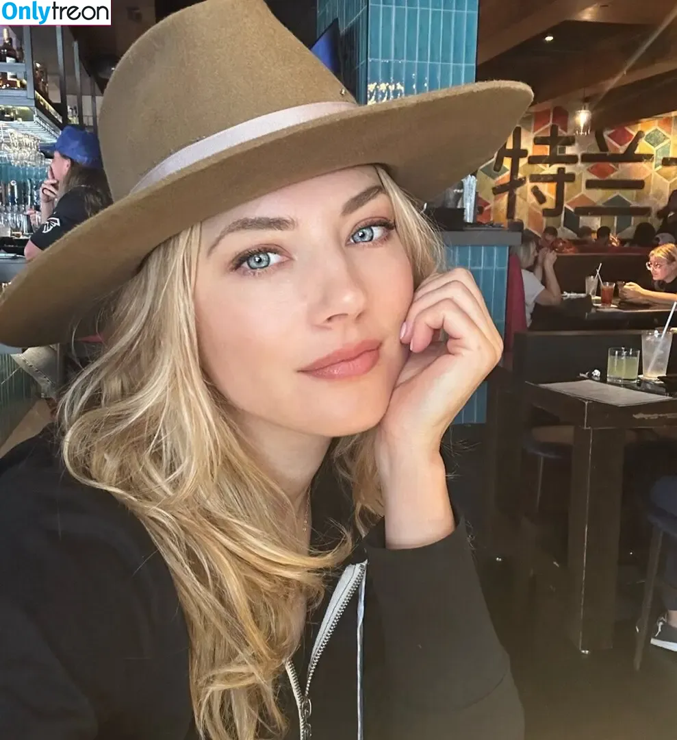 Katheryn Winnick голая photo #0585 (KatherynWinnick / basic_instinct)