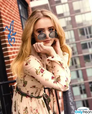 Kathryn Newton / kathrynnewton фото голая #0165