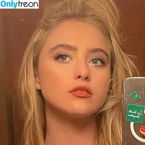 Kathryn Newton / kathrynnewton фото голая #0183