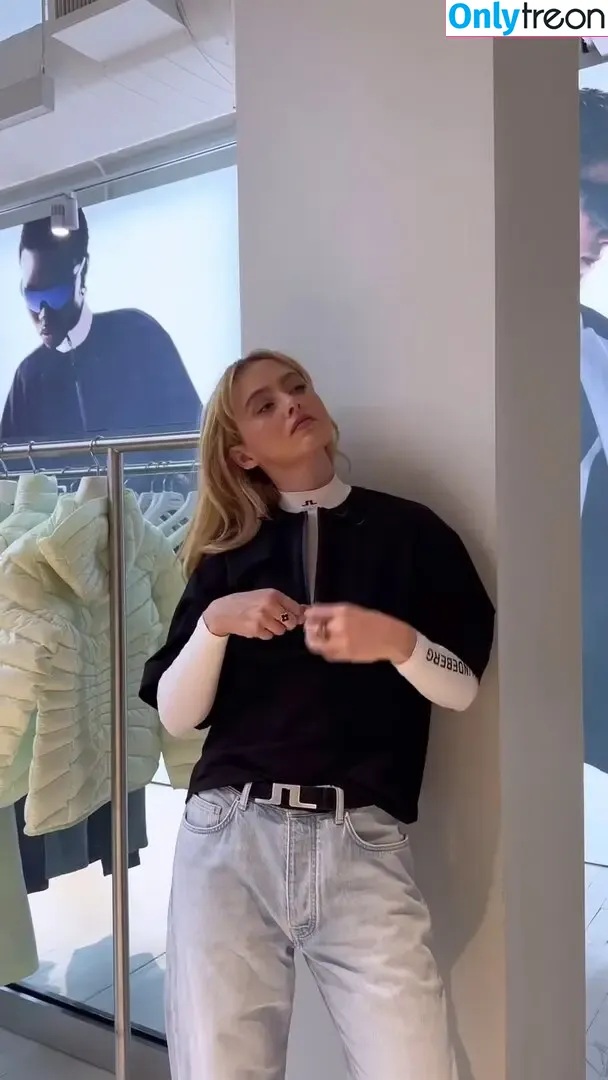 Kathrynton nude photo #0909 (kathrynnewton / katsoik23)