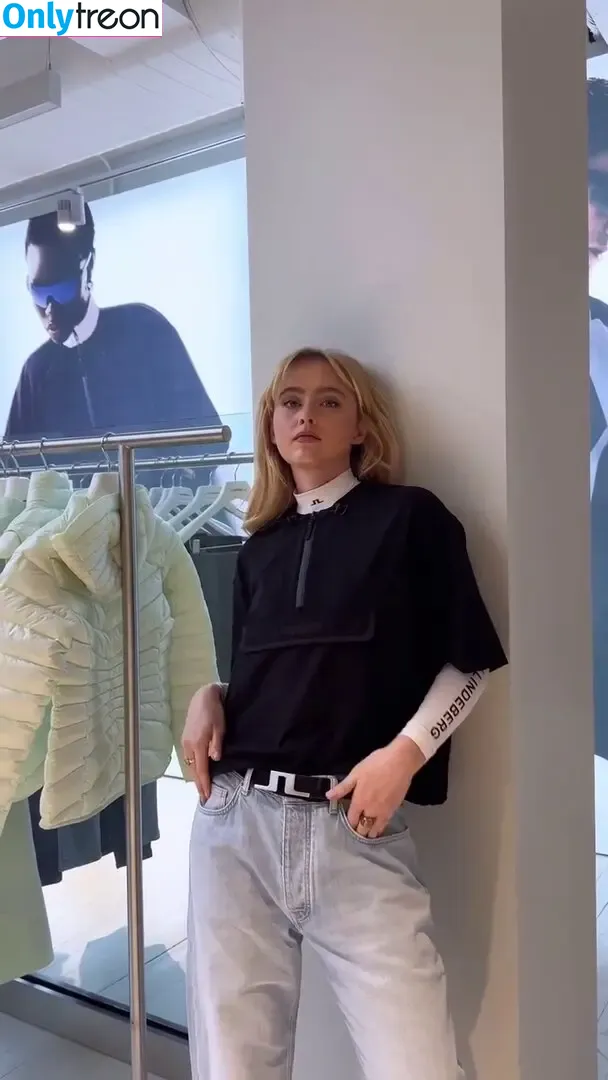 Kathrynton nude photo #0913 (kathrynnewton / katsoik23)